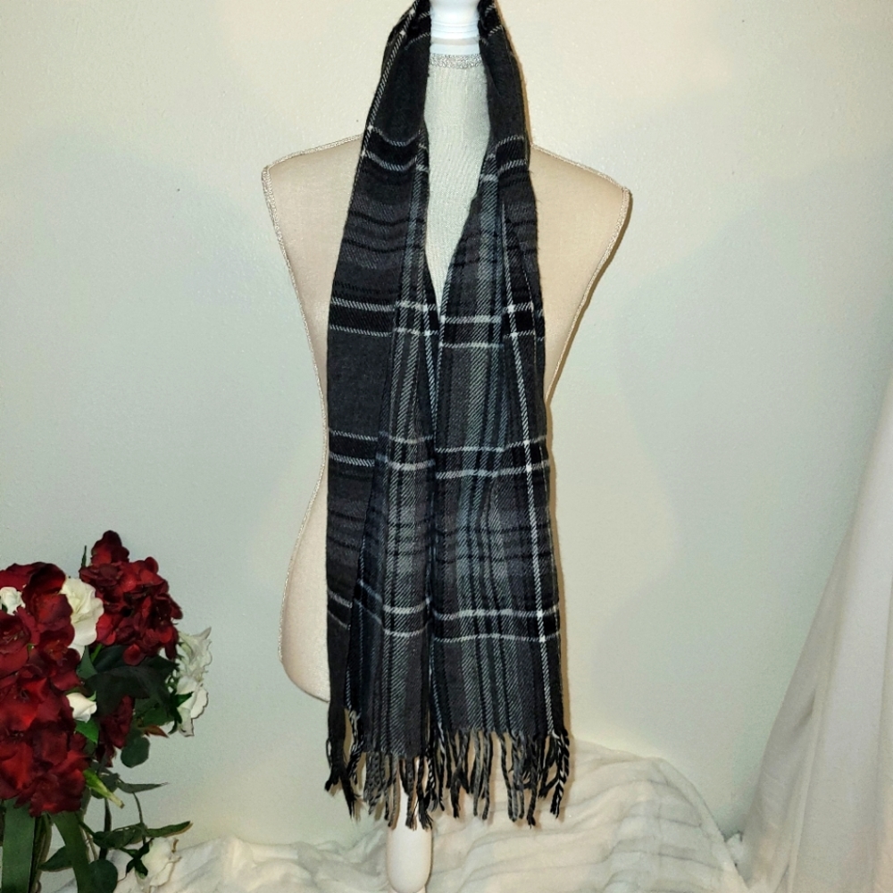 4for$20🤑Glaciers Edge scarf